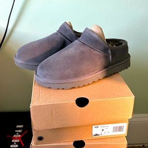 Women’s UGG classic slipper,UGG grey slipper *100% Authentic* Guaranteed